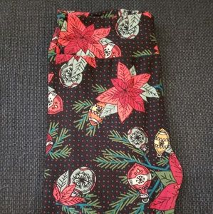 LuLaRoe TC Christmas 2017 Leggings